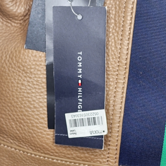 Tommy Hilfiger, Bowler Bag. Tan Pebbled Leather. VINTAGE! - Picture 13 of 13